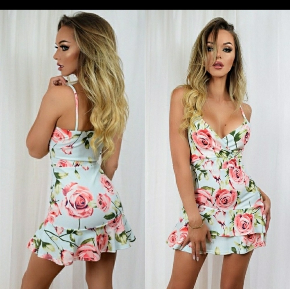 Beautiful dress!